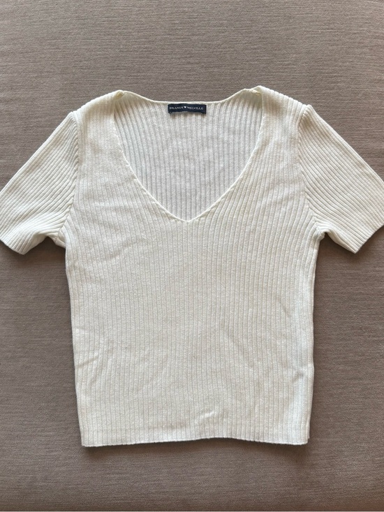 Brandy Melville Tops - Brandy Melville Cream Ribbed V-Neck Short Sleeve Top